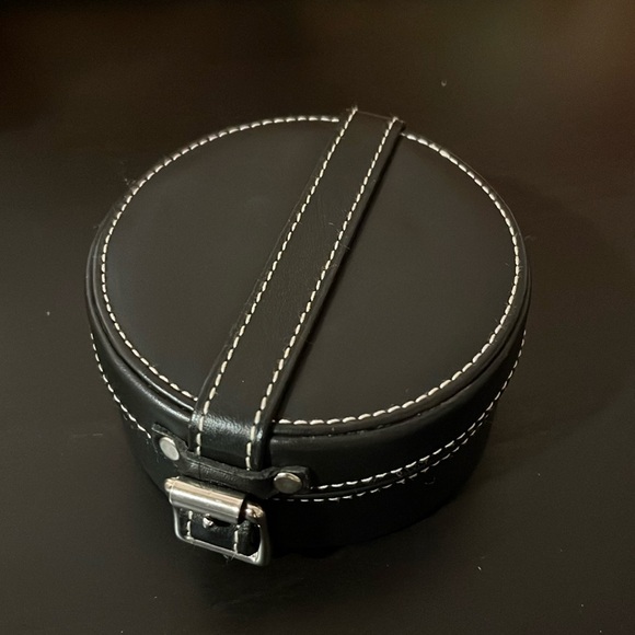 Burberry Accessories - Burberry Leather Travel Case EUC